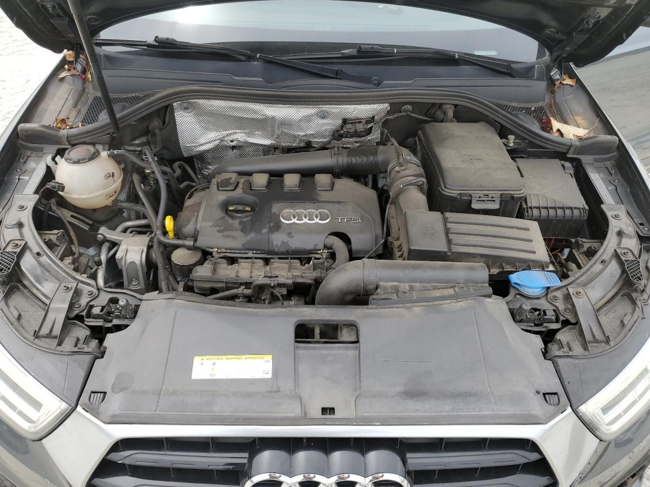 WA1JCCFS4JR032947 2018 Audi Q3 Premium Plus