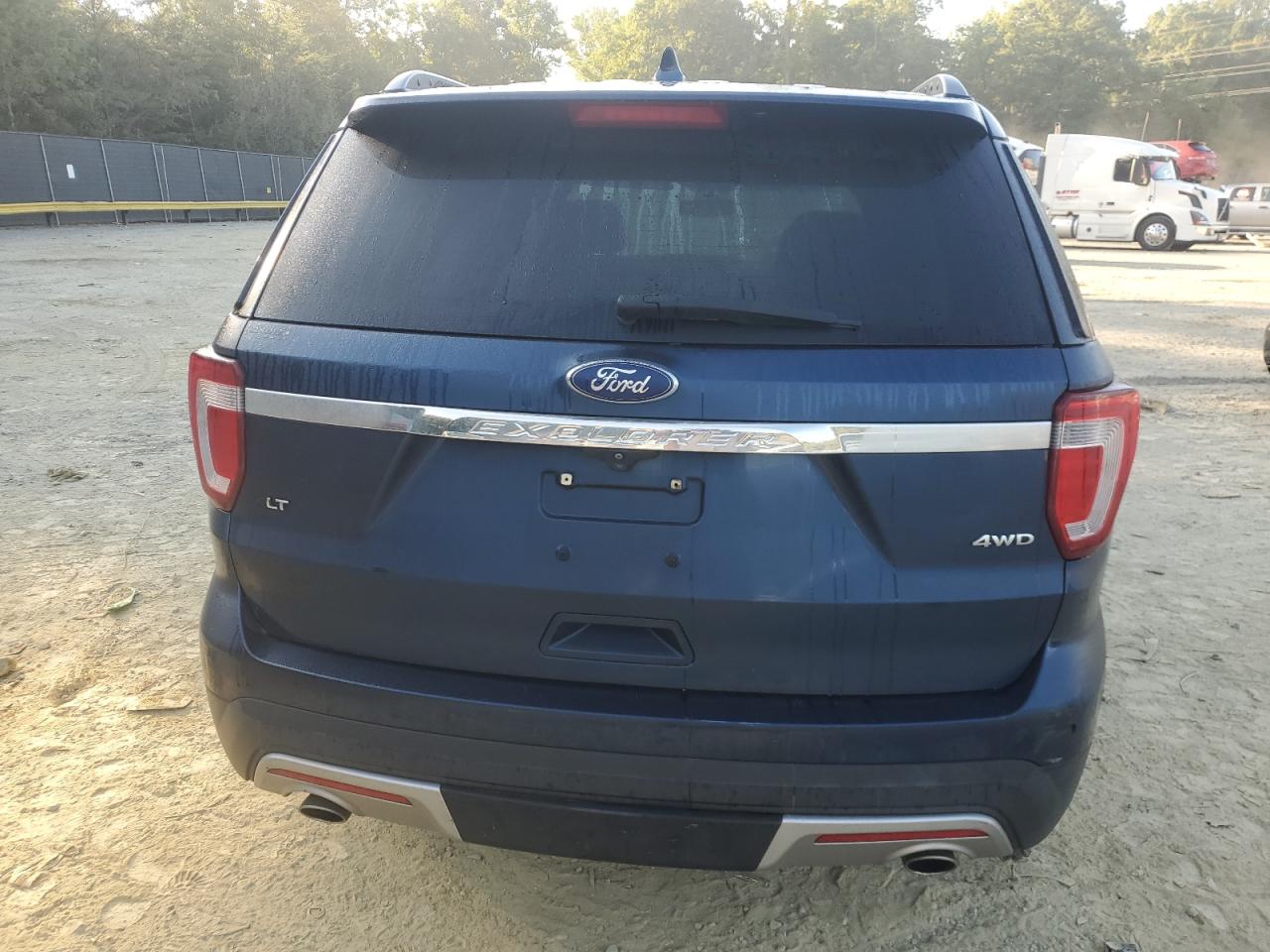 1FM5K8D81HGC98328 2017 Ford Explorer Xlt