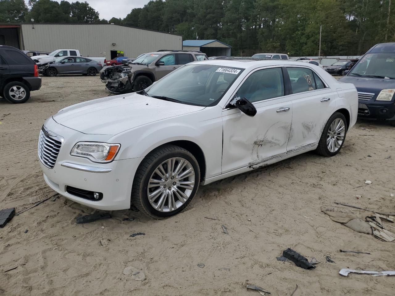 2011 Chrysler 300C VIN: 2C3CA6CT9BH528500 Lot: 71664324