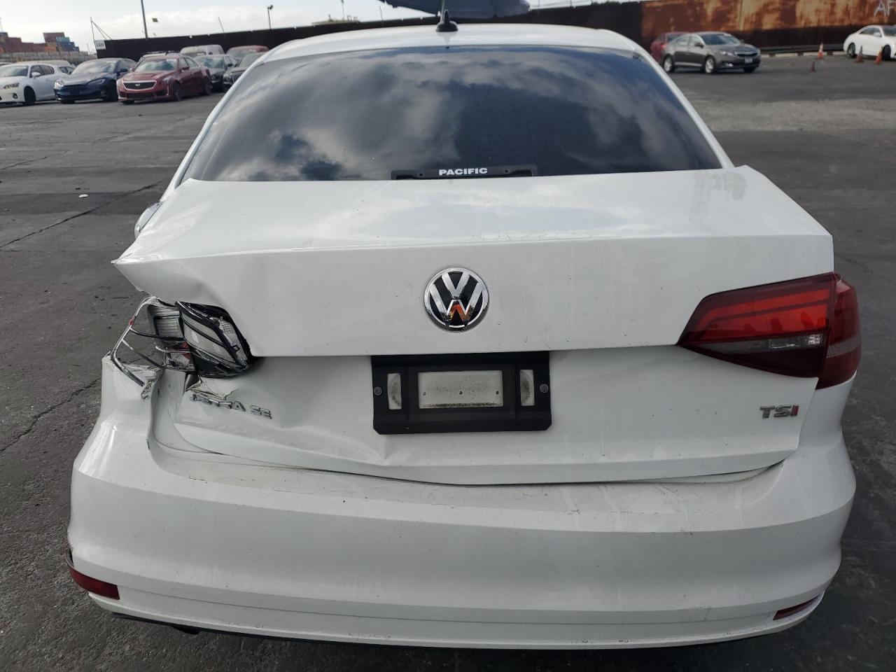 3VWDB7AJ8HM414578 2017 Volkswagen Jetta Se