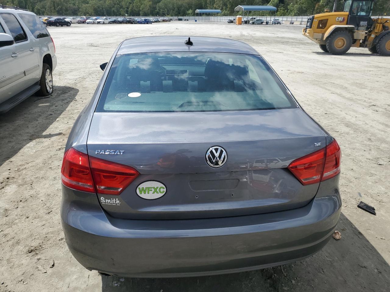 1VWBP7A32CC015640 2012 Volkswagen Passat Se