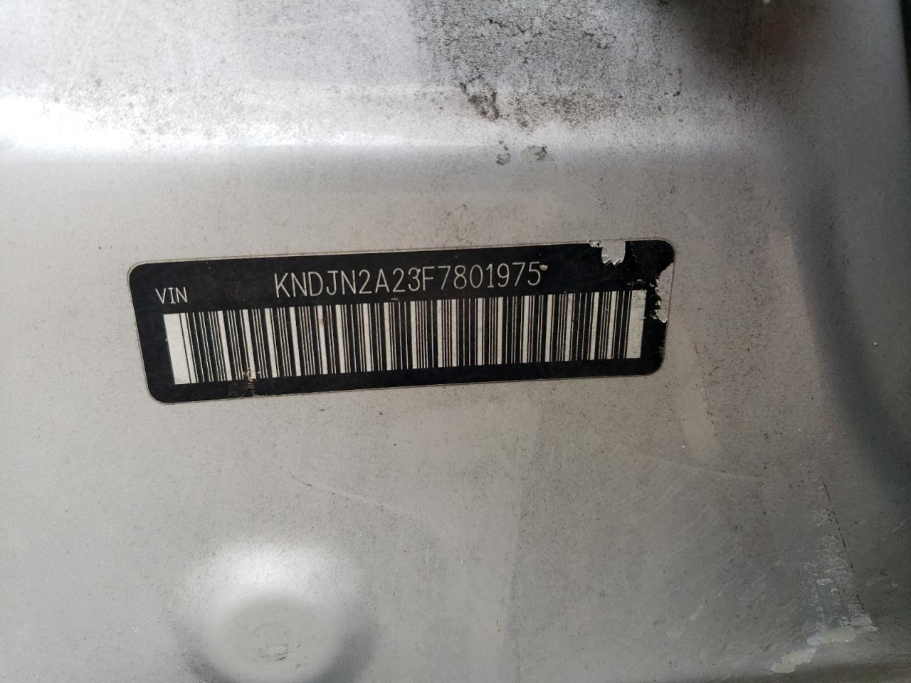 KNDJN2A23F7801975 2015 Kia Soul