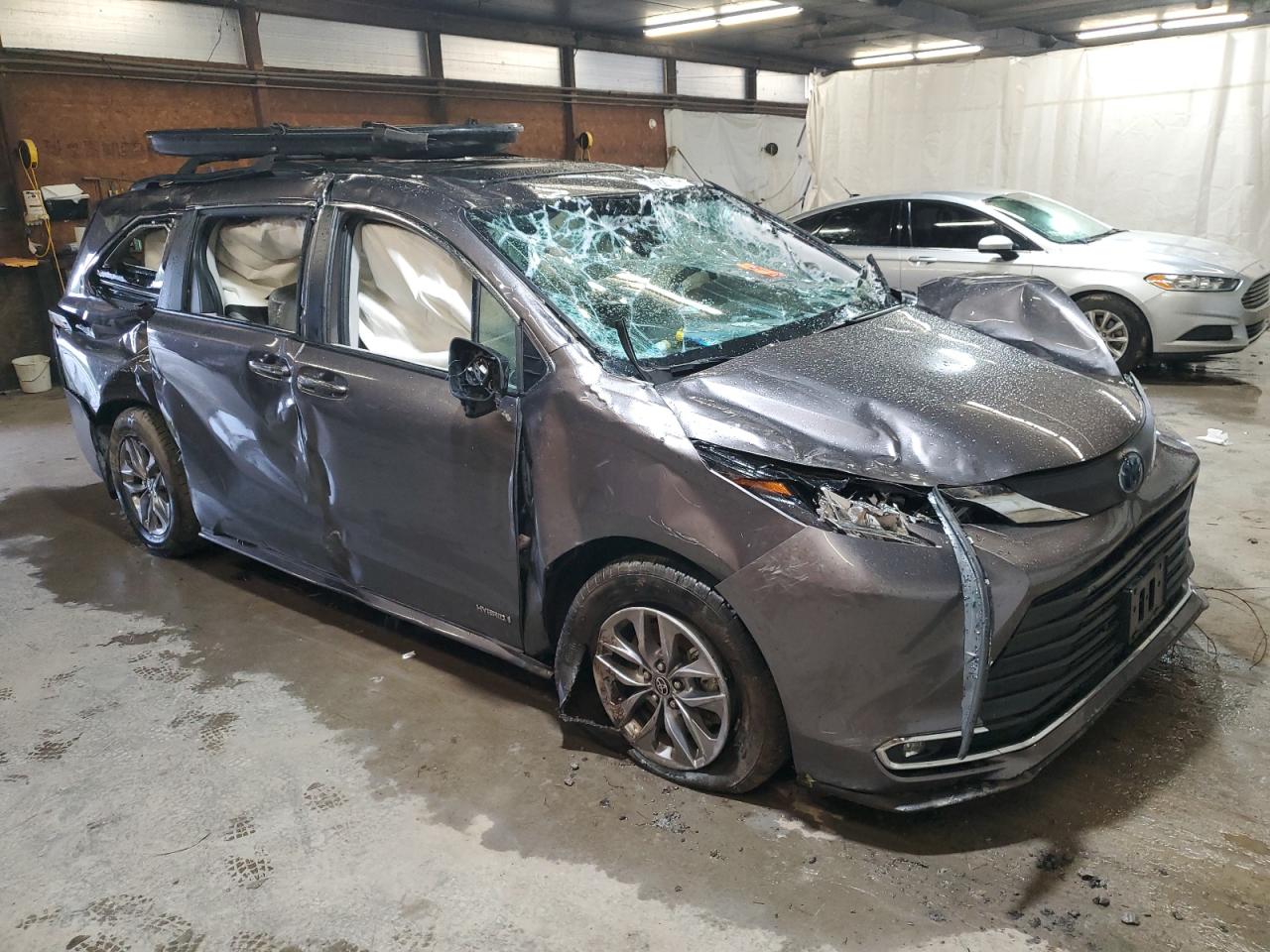 5TDJSKFC7MS014590 2021 Toyota Sienna Xle