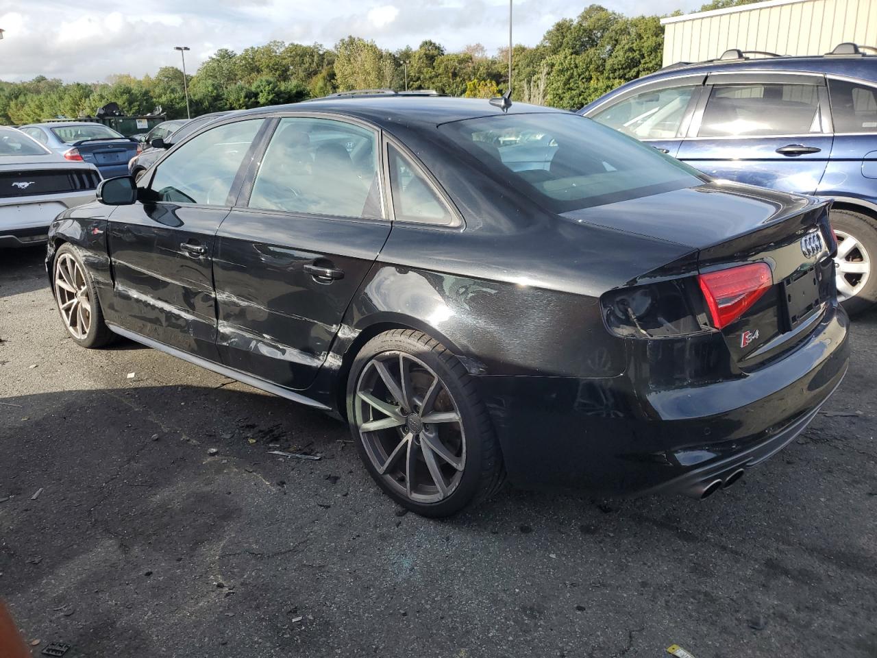 2015 Audi RS4 - Image 2