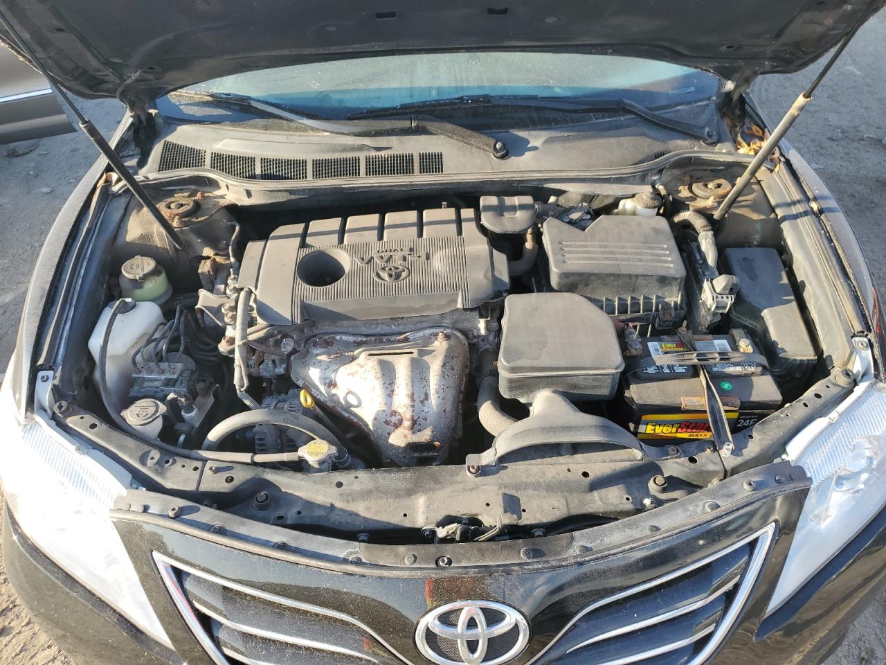 2011 Toyota Camry - Image 11