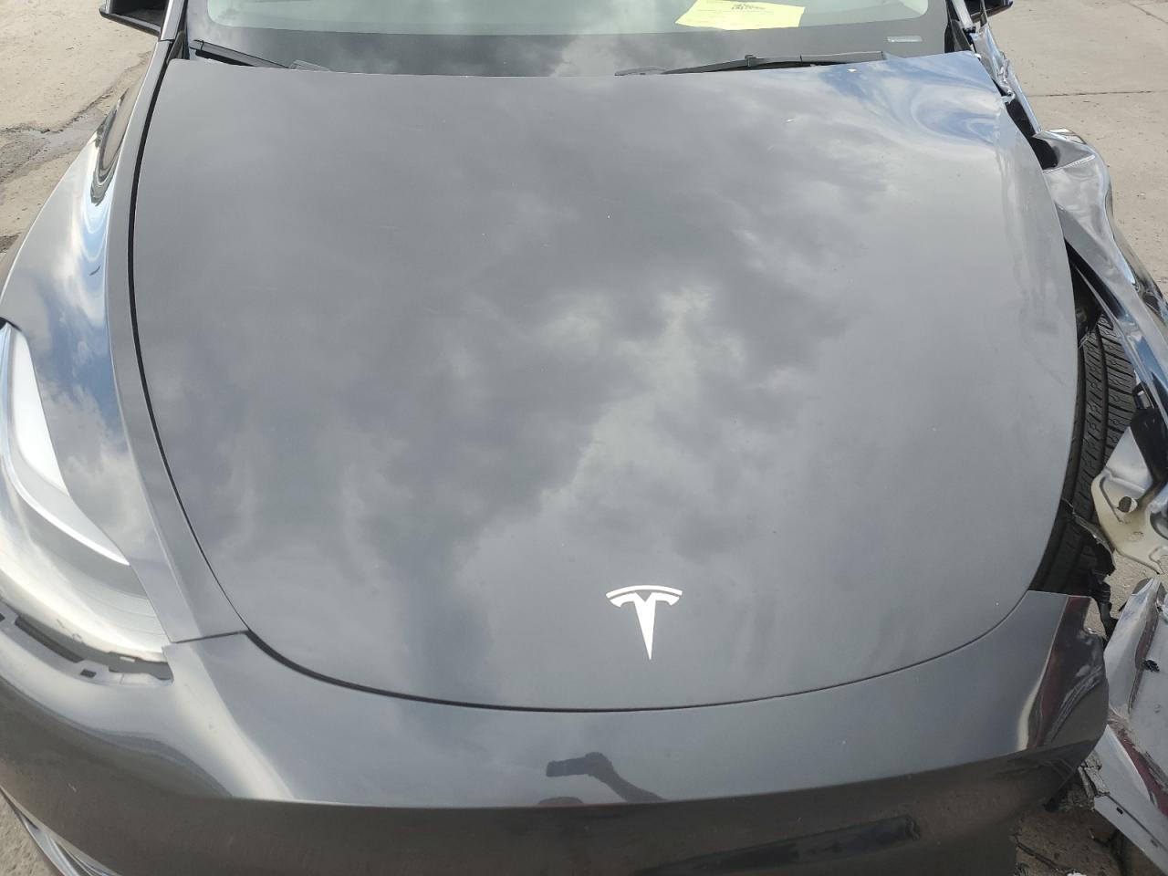 7SAYGDEF7RF038944 2024 Tesla Model Y