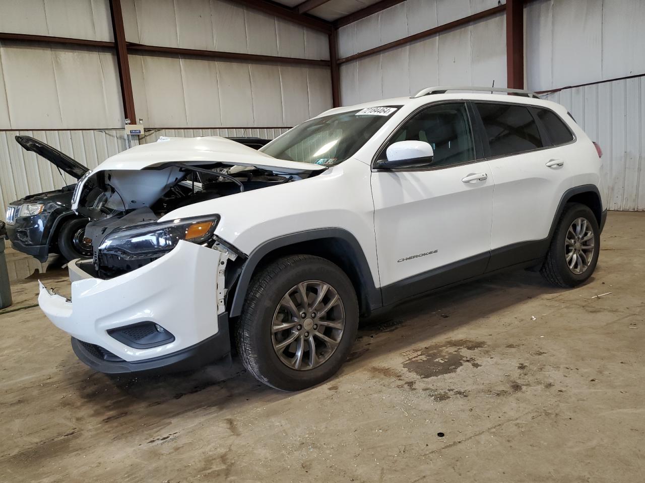 2019 Jeep Cherokee Latitude Plus VIN: 1C4PJMLB5KD465255 Lot: 72184464