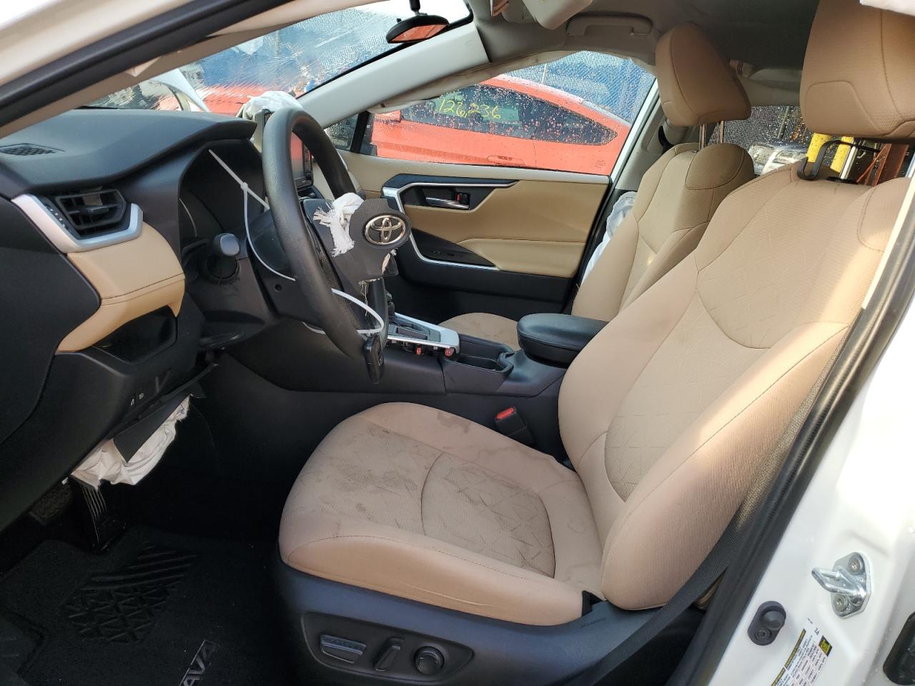 2021 Toyota RAV 4 - Image 7