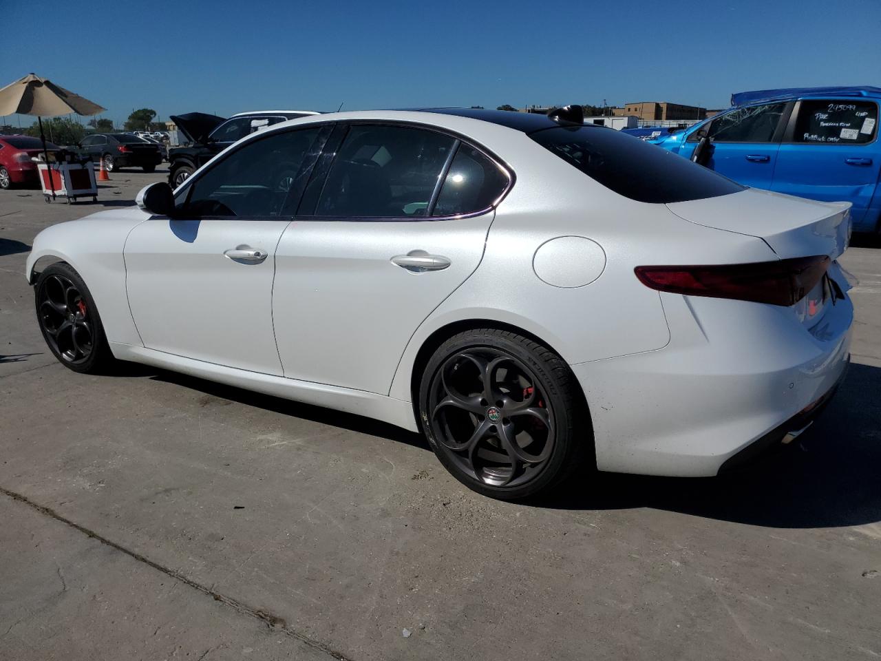 VIN ZARFAMBN2K7604513 2019 ALFA ROMEO GIULIA no.2