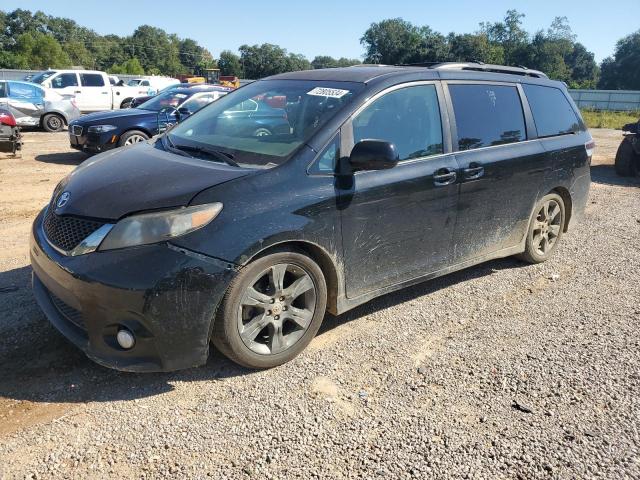 2011 Toyota Sienna Sport