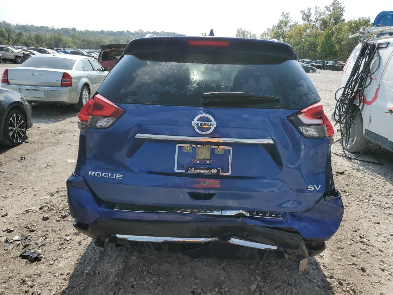 2019 Nissan Rogue S VIN: JN8AT2MT5KW264587 Lot: 72420864