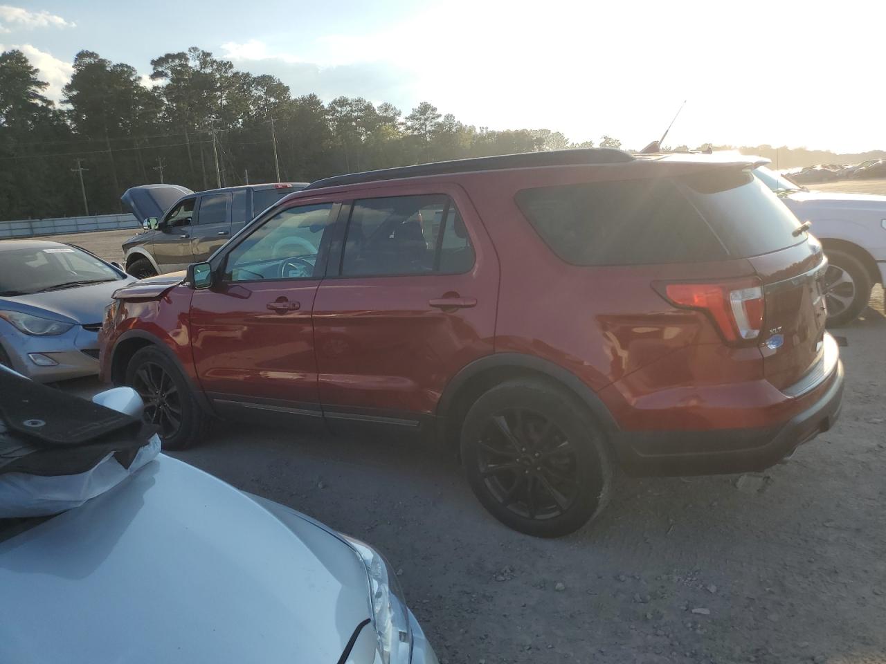 2018 Ford Explorer - Image 2