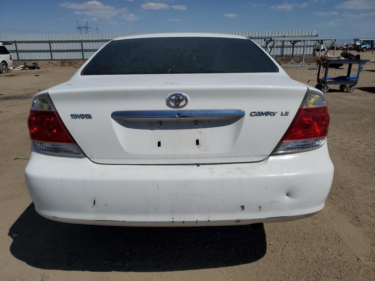 JTDBE32K853025549 2005 Toyota Camry Le