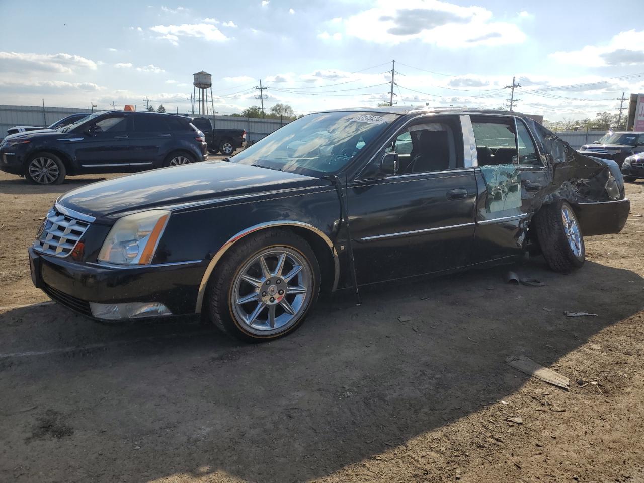 2010 Cadillac Dts Luxury Collection for Sale in Chicago Heights, IL - All Over