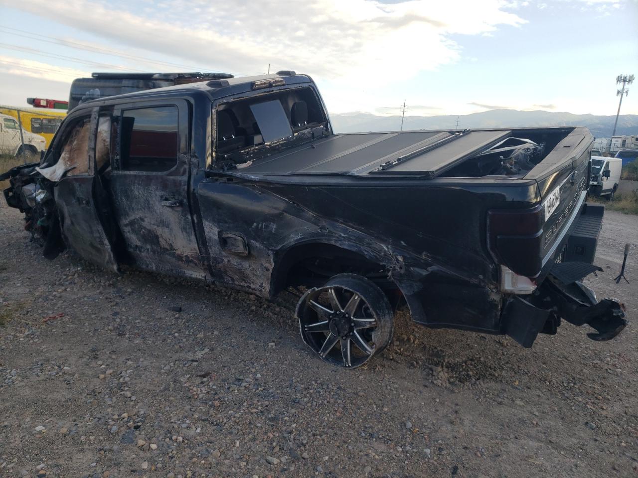 2022 Ford F250 - Image 2