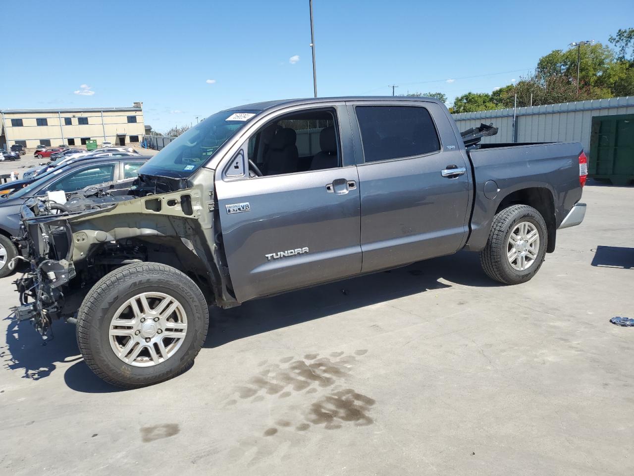 2018 Toyota Tundra Crewmax Sr5 VIN: 5TFEY5F10JX233171 Lot: 71696394