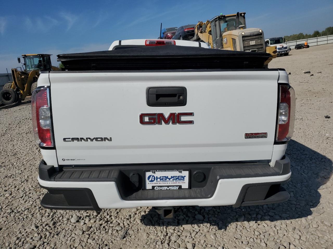 1GTG6CEN7H1319789 2017 GMC Canyon Sle