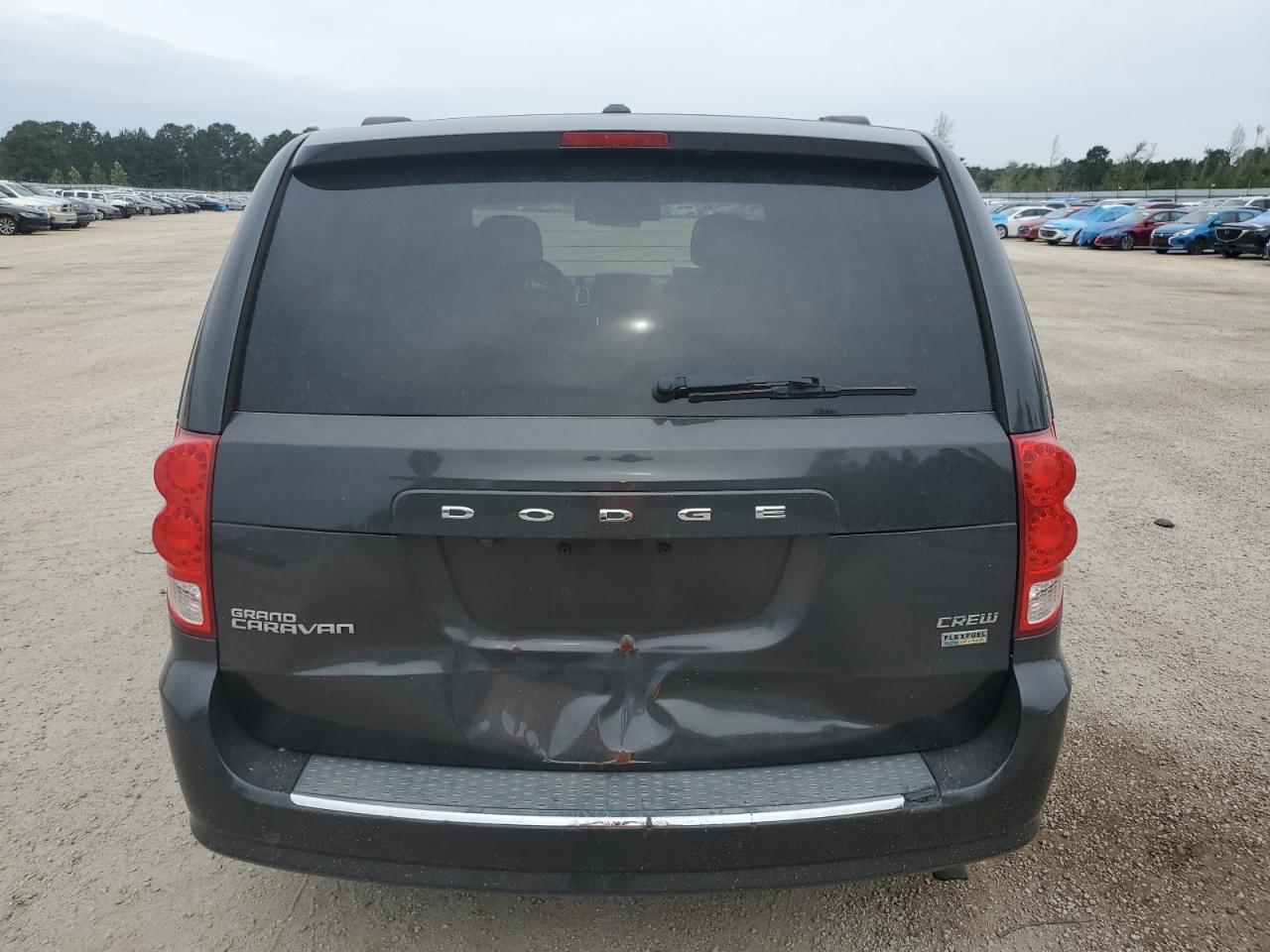 2011 Dodge Grand Caravan Crew VIN: 2D4RN5DG2BR706847 Lot: 71210384