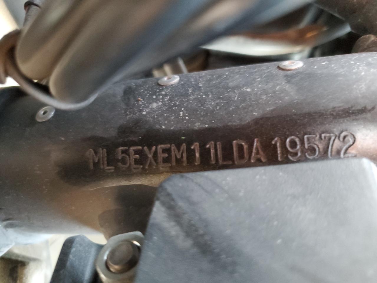 ML5EXEM11LDA19572 2020 Kawasaki Ex650 M