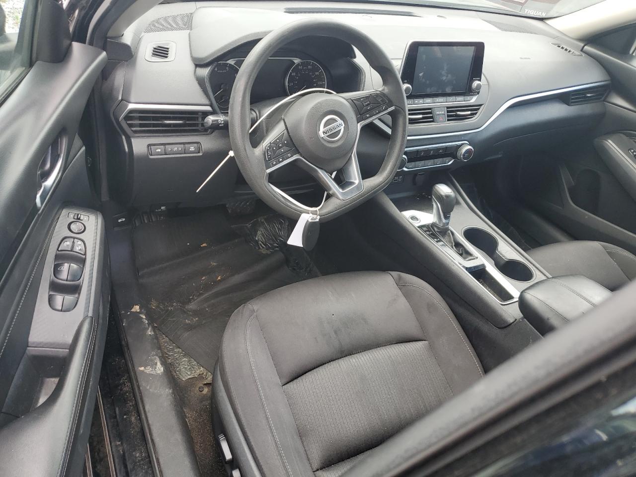 2019 Nissan Altima - Image 8