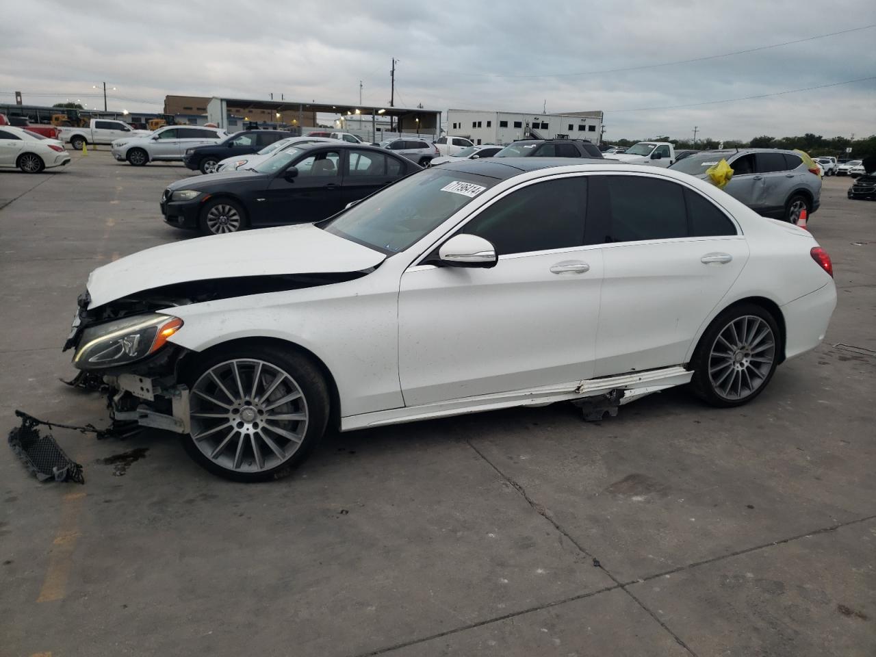 2015 MERCEDES-BENZ C-CLASS