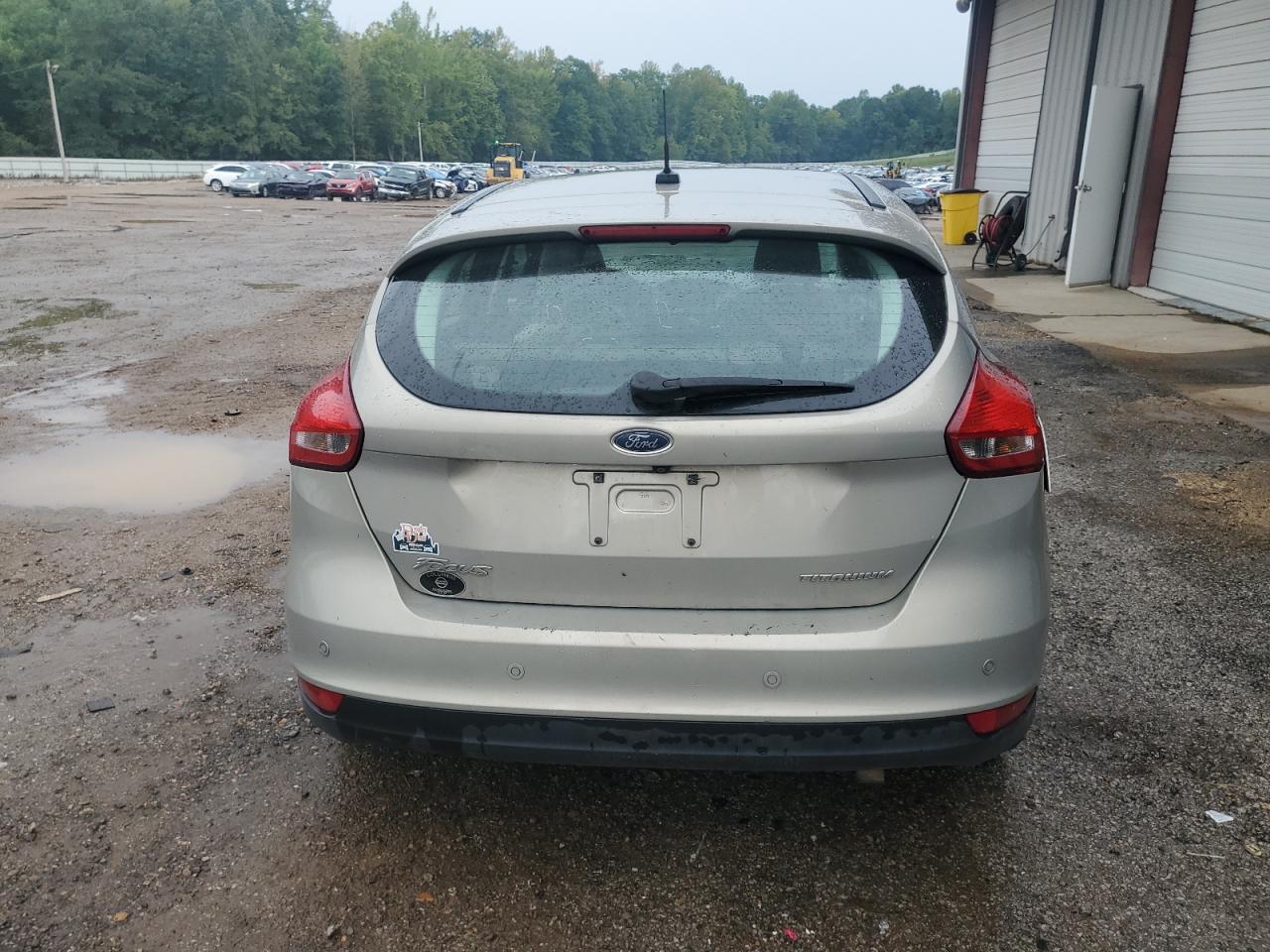 2016 Ford Focus Titanium VIN: 1FADP3N26GL299226 Lot: 70509234