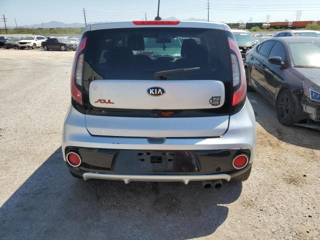  KIA SOUL 2017 Серебристый