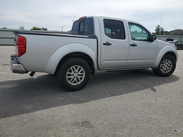  NISSAN FRONTIER 2016 Srebrny