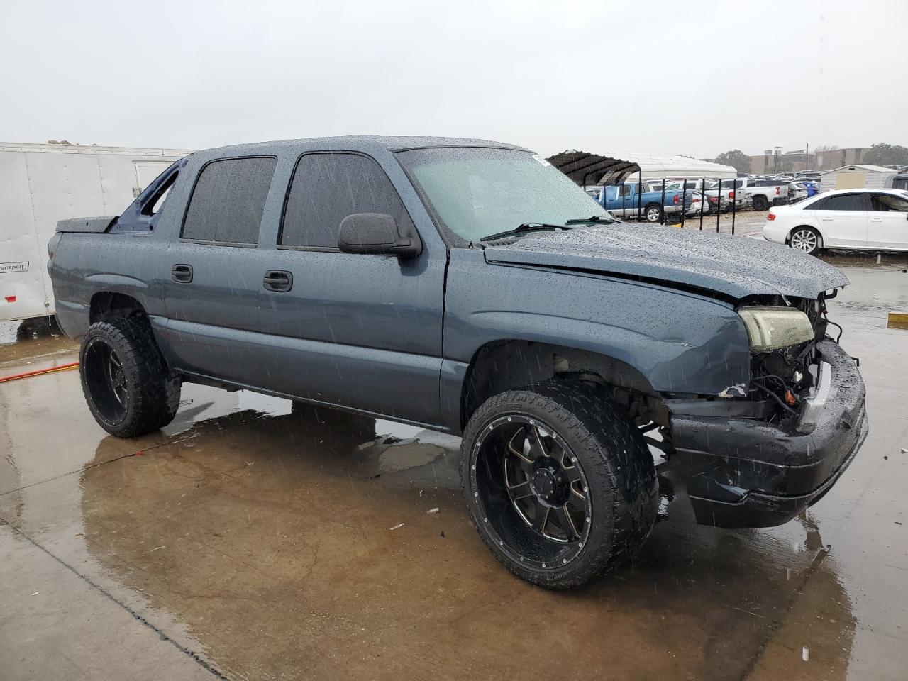 2004 Chevrolet Avalanche C1500 VIN: 3GNEC12T24G121812 Lot: 69876884