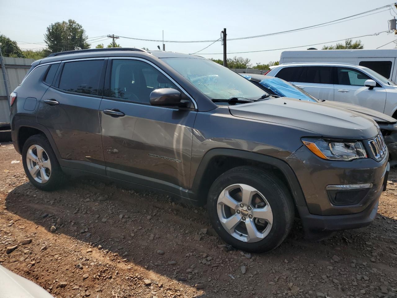 3C4NJDBB5KT662204 2019 Jeep Compass Latitude