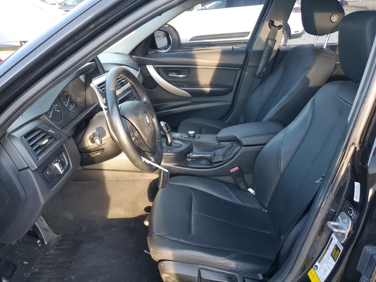 2015 BMW 320 I VIN: WBA3B1G5XFNT01821 Lot: 69639914