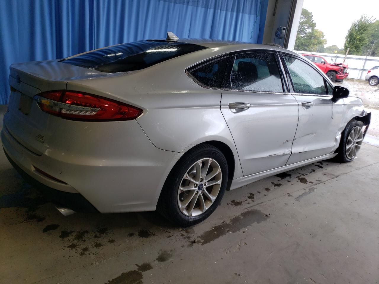 3FA6P0HDXKR112357 2019 Ford Fusion Se