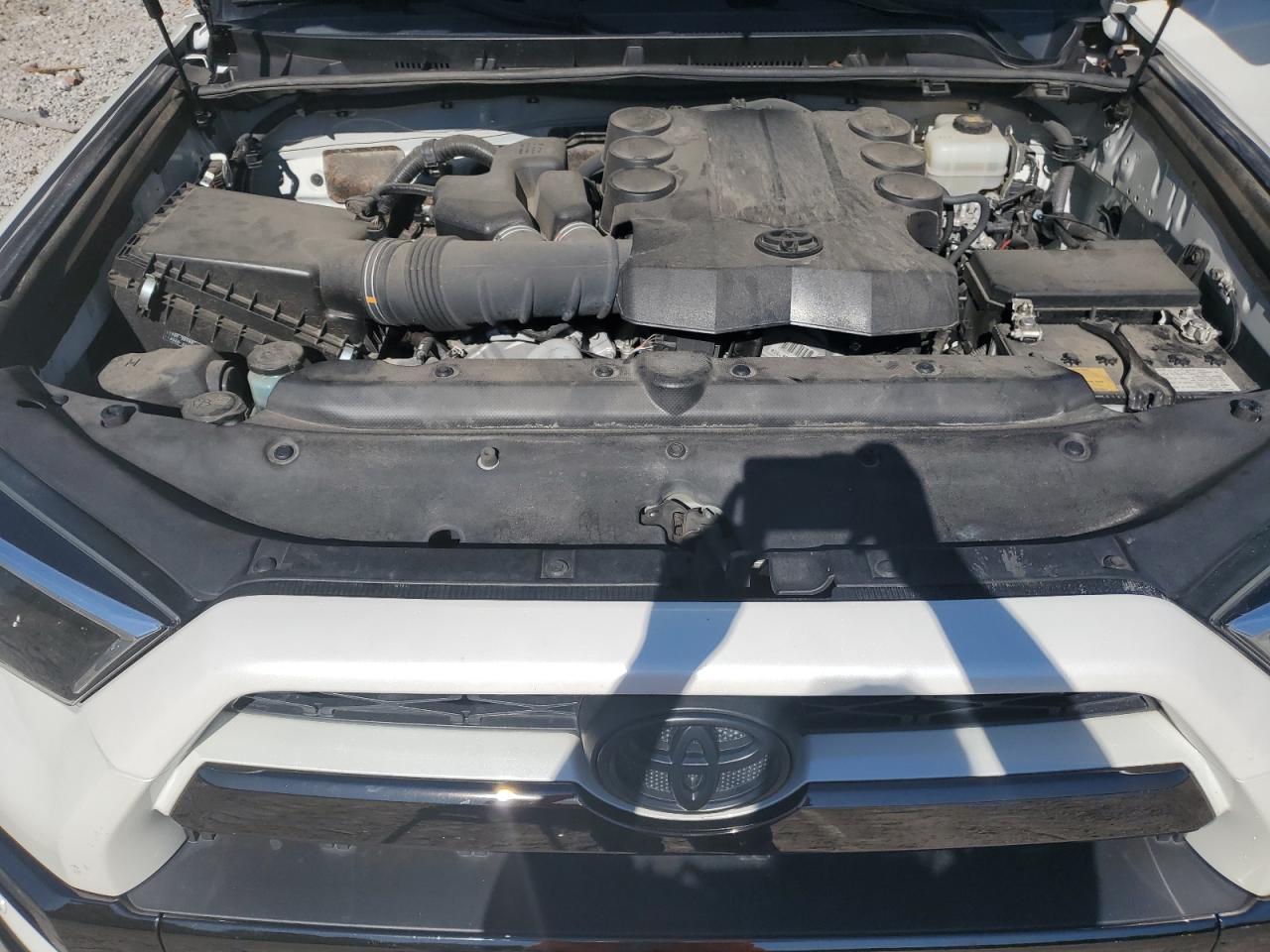 JTEBU5JR9K5689223 2019 Toyota 4Runner Sr5