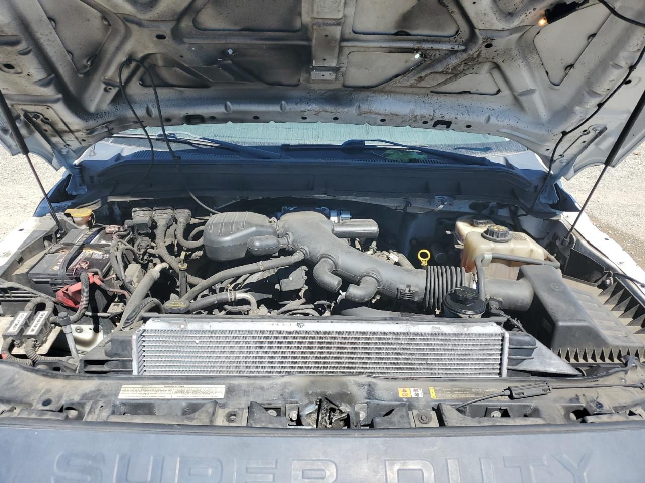 2013 Ford F450 - Image 11