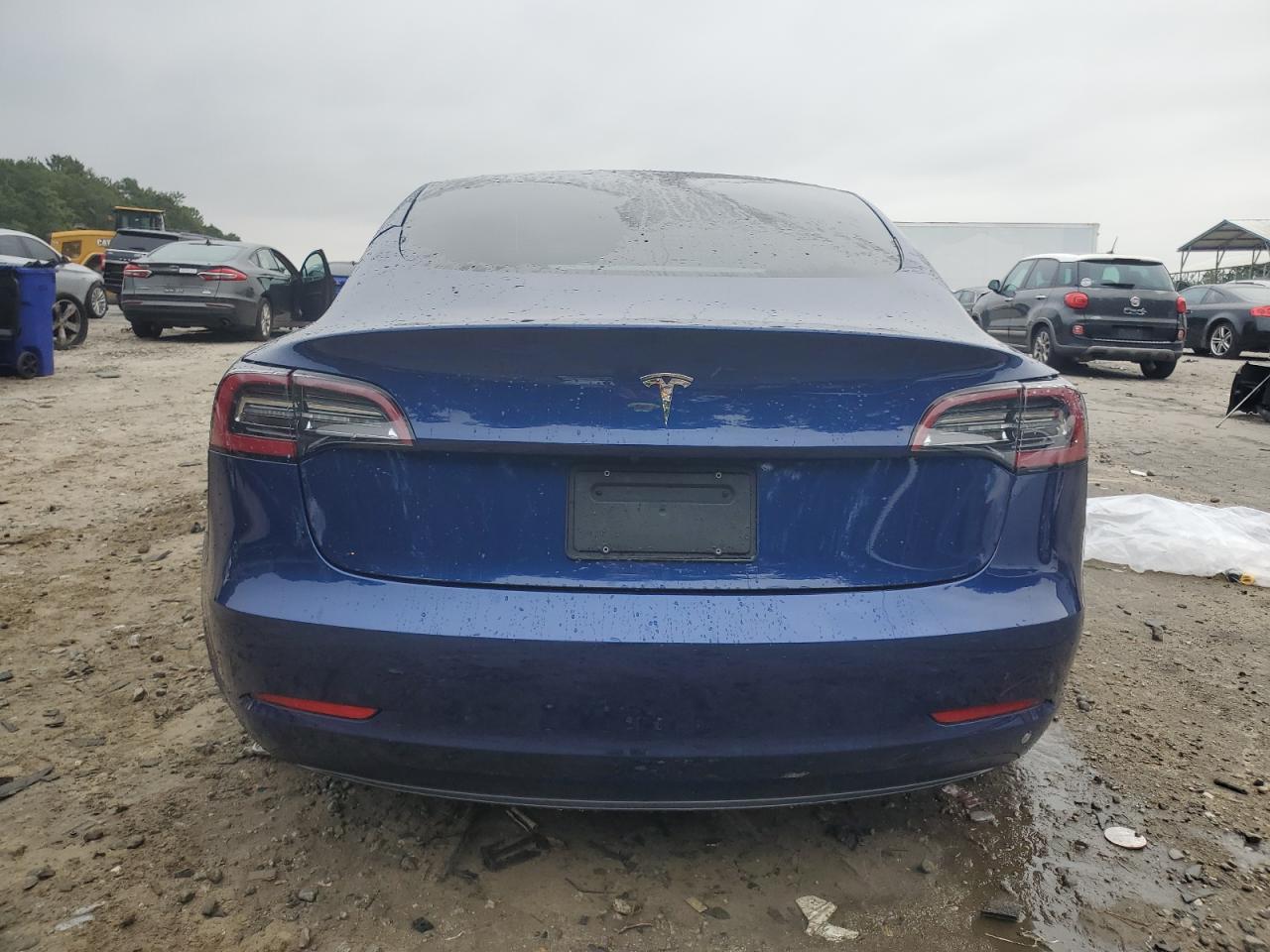 5YJ3E1EA7PF384697 2023 Tesla Model 3