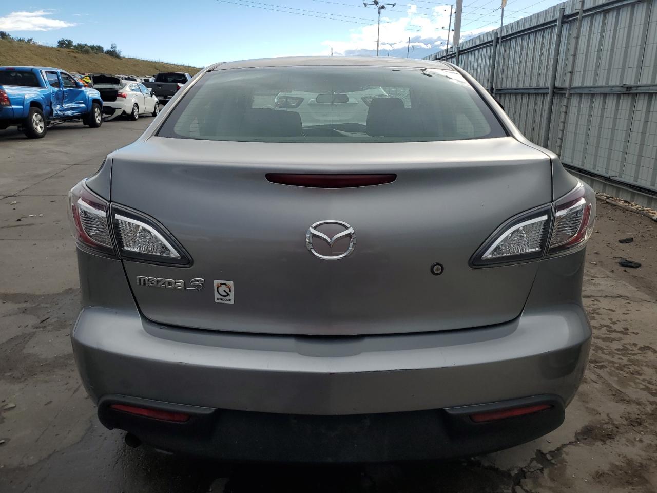 2011 Mazda 3 I VIN: JM1BL1UF2B1439184 Lot: 72179664