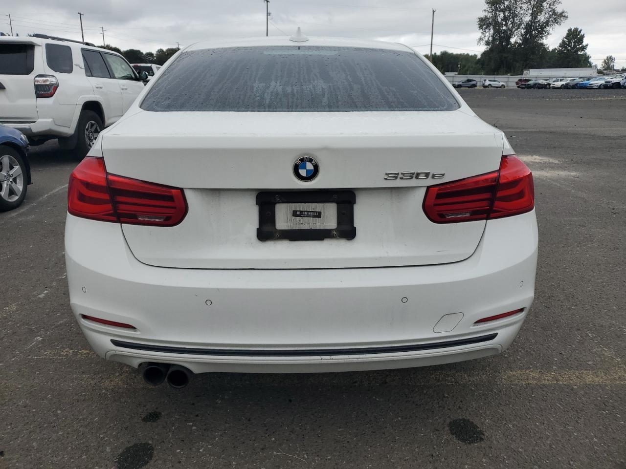 WBA8E1C39HA158694 2017 BMW 330E