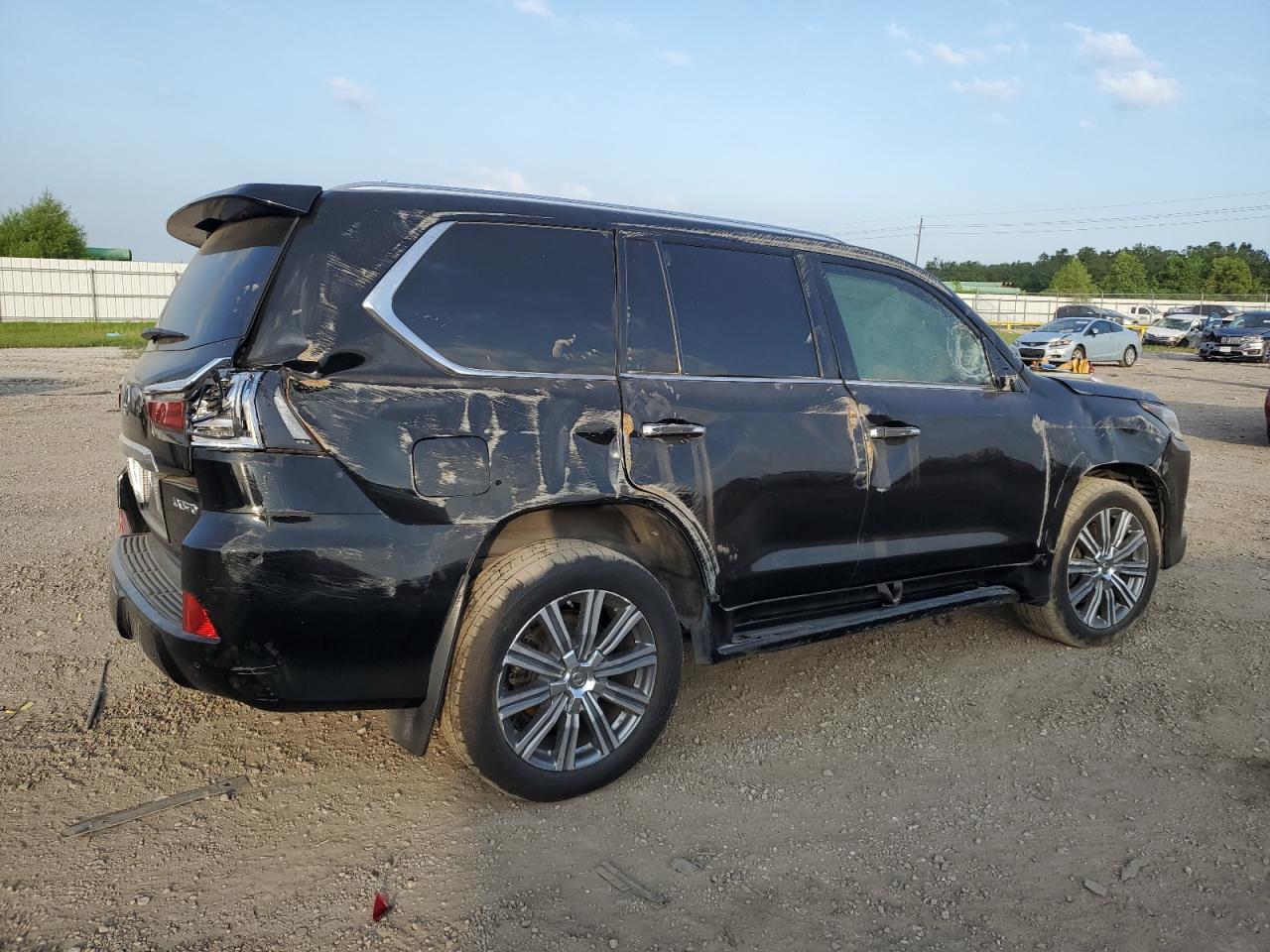 VIN JTJHY7AX3H4234537 2017 LEXUS LX570 no.3