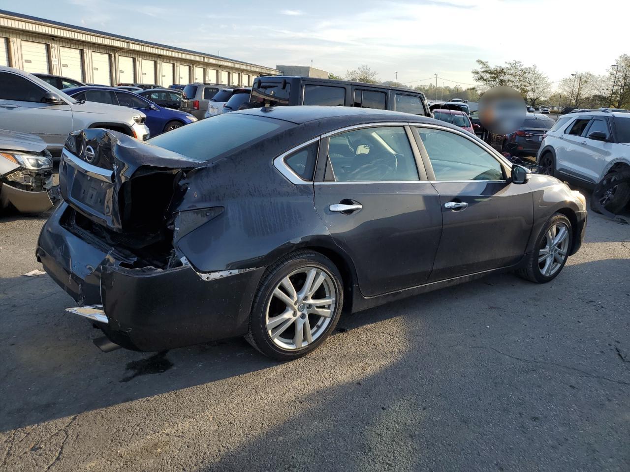 2013 Nissan Altima - Image 3