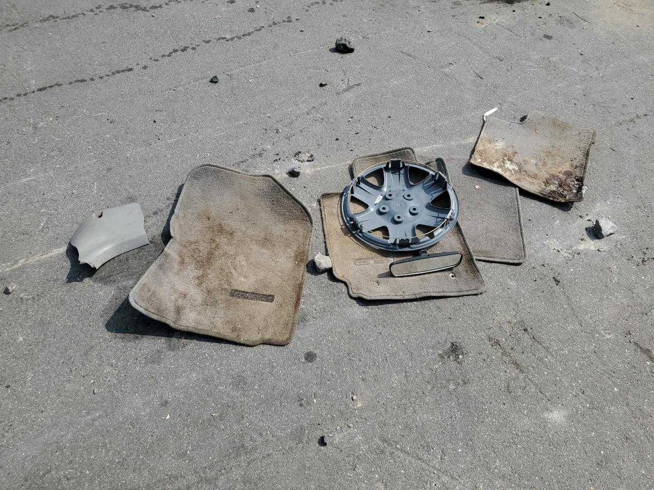 2005 Toyota Corolla Ce VIN: 2T1BR32E95C438358 Lot: 71412494