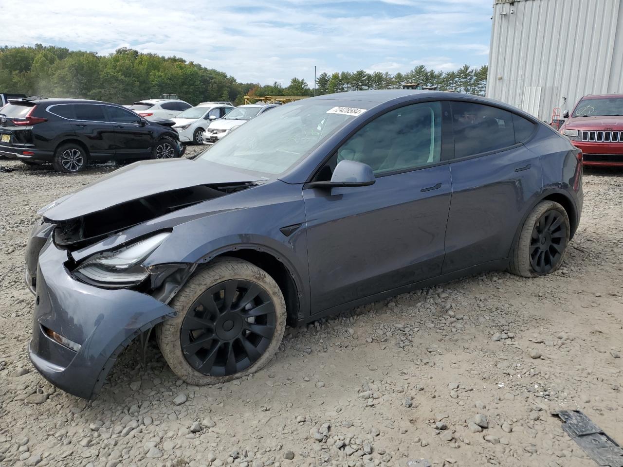 7SAYGAEE5PF669999 2023 TESLA MODEL Y - Image 1