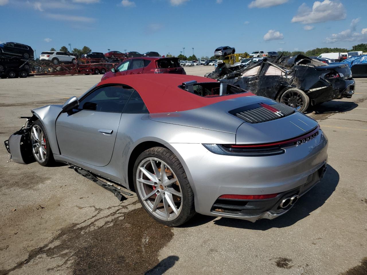 2022 Porsche 911 - Image 2