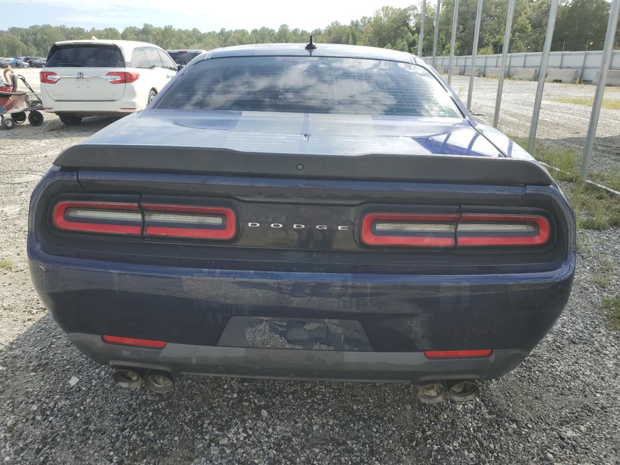 2016 Dodge Challenger Sxt VIN: 2C3CDZAG4GH245329 Lot: 69999584