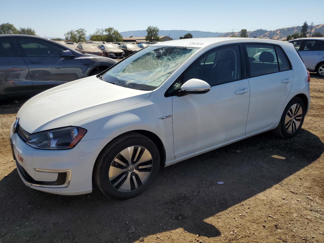 WVWKP7AU2GW915079 2016 VOLKSWAGEN GOLF - Image 1