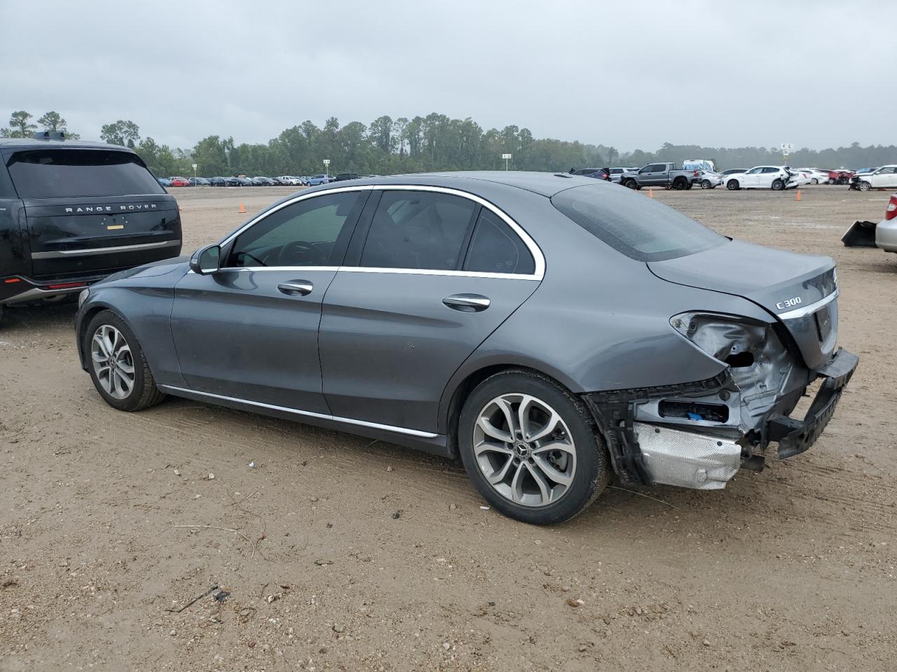 55SWF4JB3JU239978 2018 MERCEDES-BENZ C CLASS - Image 2