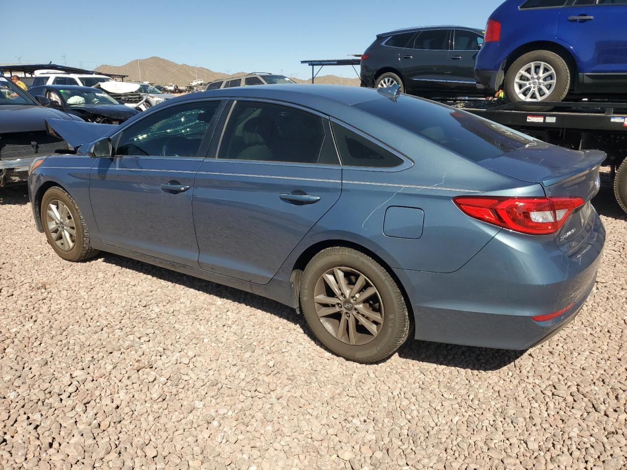 5NPE24AF4GH301832 2016 HYUNDAI SONATA - Image 2