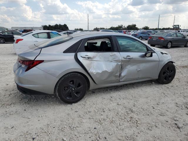 5NPLM4AG3MH011698 Hyundai Elantra SE 3