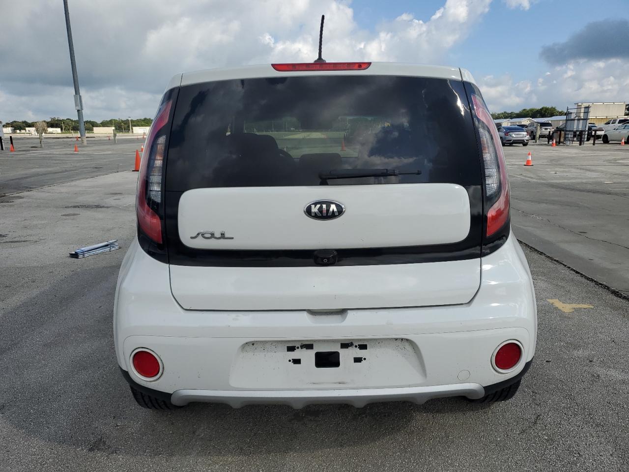 2017 Kia Soul + VIN: KNDJP3A53H7481781 Lot: 73838424