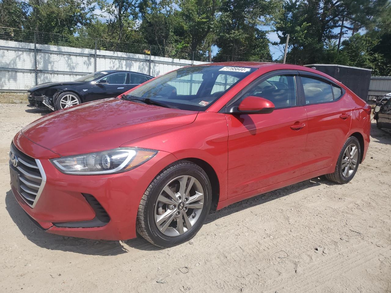 5NPD84LF2HH156993 2017 HYUNDAI ELANTRA - Image 1