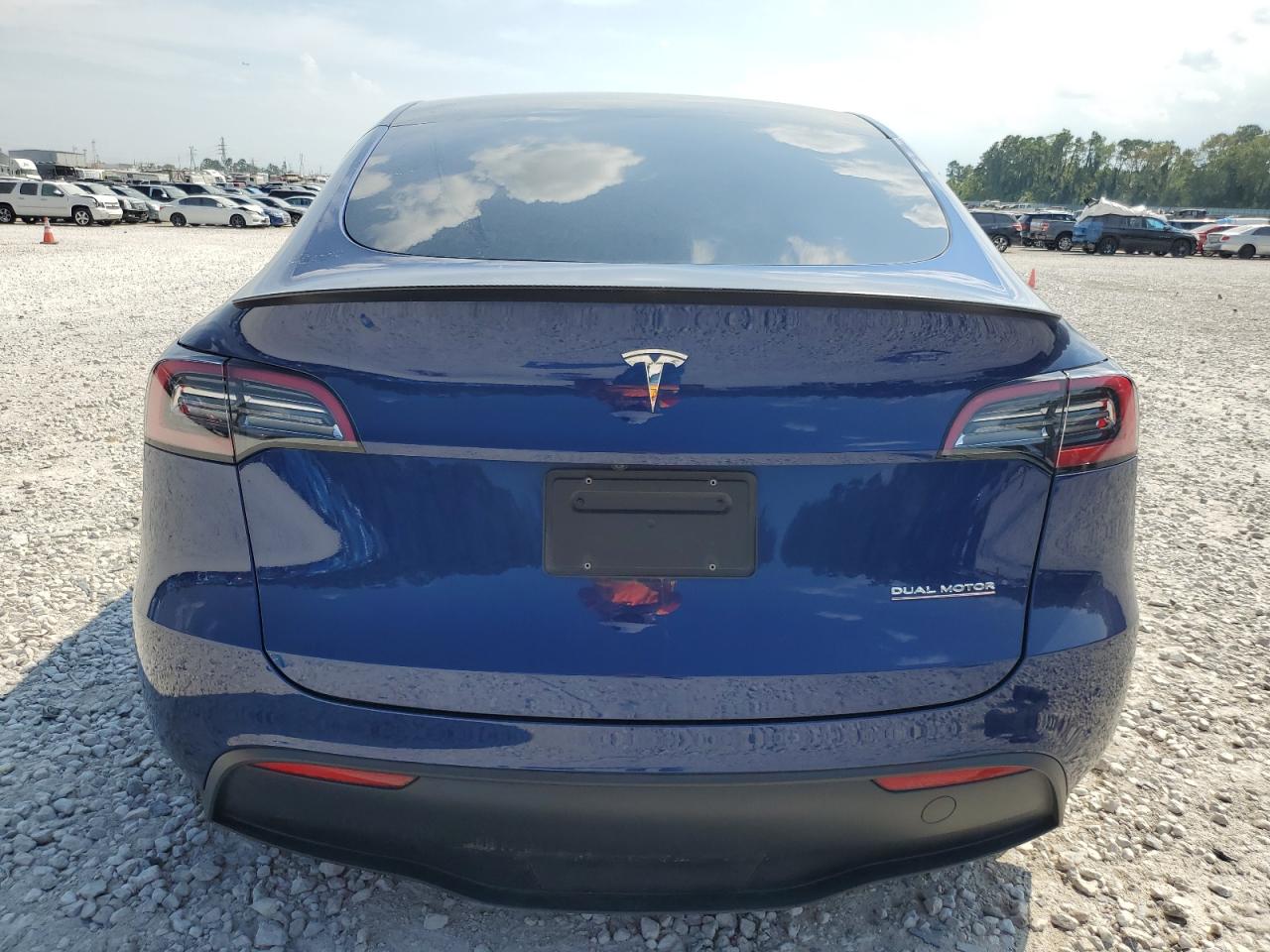 2023 Tesla Model Y VIN: 7SAYGDEF1PF712342 Lot: 72166454